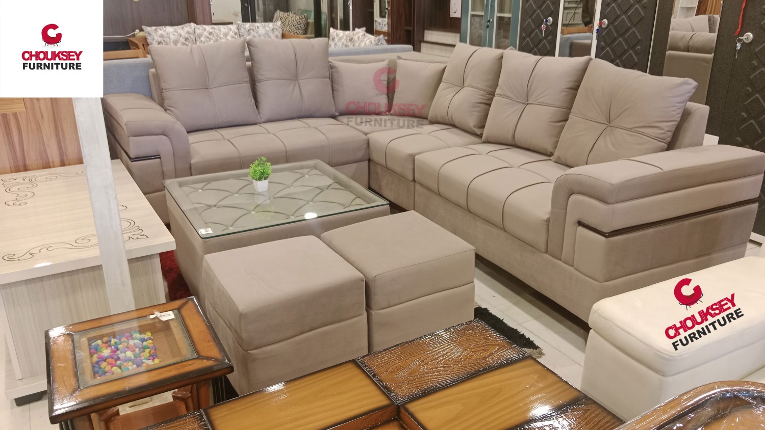 L-Shape Sofa Off white heavy back with Puffy